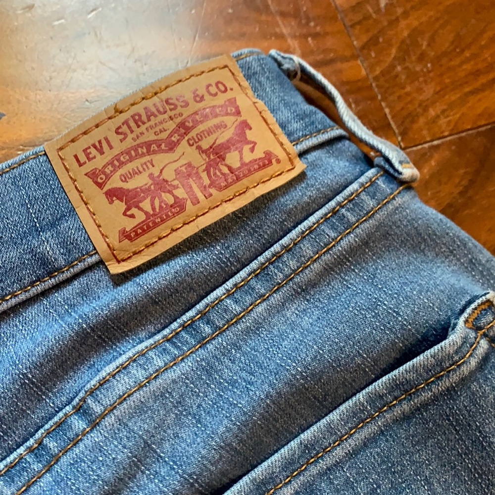 Levi 311 skinny jeans